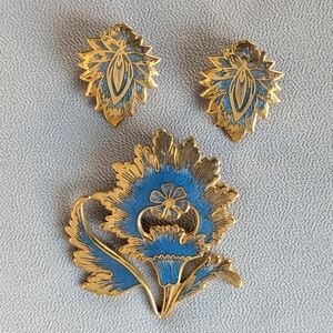 VTG Metropolitan Museum of Art MMA 1985 Blue Enamel Floral Earrings Brooch Set